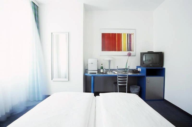 Hotel Alt - Tegel Berlin Room photo